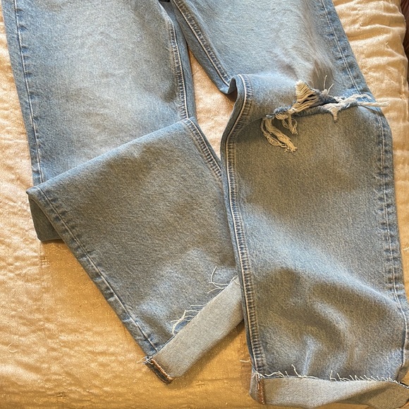 Zara Jeans - Picture 2 of 4